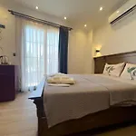 Ales Ayvalik Otel
