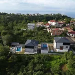 Konakoenue Center 1