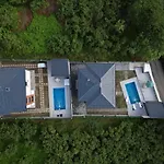 Konakoenue Center 1
