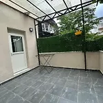 Yeni , Merkezi , Galata'Da #2