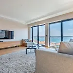 Chic Bosphorus View Apartment