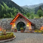 Oezen Villa Apart