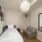 Modern Prime Location 2Bd1Bath Cozy Home! #213
