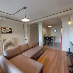 Stone Garden Apartment In The Heart Of The City