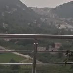 Genis, Sakin Tatil Duraginiz