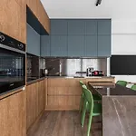 Charming Bright 1Bd Modern Pad Wparking #337