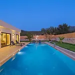 Villa Tera