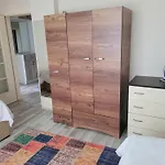 Meyra Apart