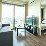 Modern 1 Bedroom Fully Equipped, Dt & Metro, Ac, Wi-Fi