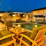 Villa Canoezue 1