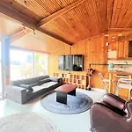 Wonder Homes- Spacious Dublex, 5Br, 2Ba, Terrace