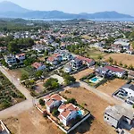 Talia Deniz Manzarali Villa