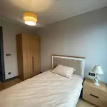 New Modern Central 2Br 2Ba