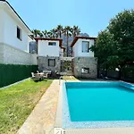 Villa Merry - Dalyan Stonehouse With Palmtrees, 50M To River