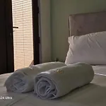Grand Rafinn Boutique Hotel