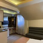 Taksim Terra Suit 2