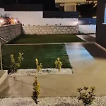 Cesme Dalyan'Da, Triplex Muestakil, Havuzlu Villa