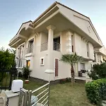 Izmirin Kalbi Ozdere Denize Sifir Villa