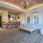 Villa Rueya