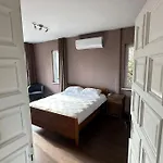 Green Hills Hideaway