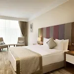 Ramada By Wyndham Gemli̇K
