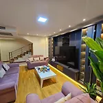 Taksim Perfect Residence, 3 Bedrooms, Pool, Sauna, Gym