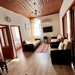 Stay In A Historical House In Alacati Carsi