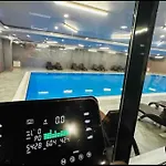 33 Floor Cozy Central 2 Bedroom With Balcony Gym Pool