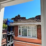 Balat'In Icinde Muhtesem Ev