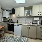 Sehrin Merkezinde Muestakil Dubleks Ev