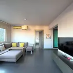 Stylish Apartment With Bosphorus View In Besiktas