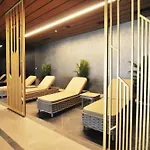 Gorgeous Modern 1Bd Condo Views W Poolgym! #255