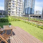 Stylish Retreat Cozy 2Br Apt