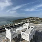 Villa Peak