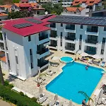 Diplomat Suites
