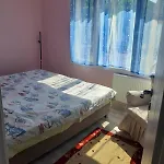Uerkmez Muestakil Bahceli Villa