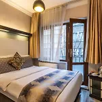 The Street Apartments By Platine
