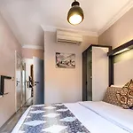 The Street Apartments By Platine