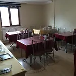 Paradise Lost Otel