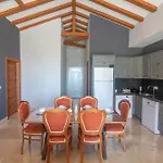 Tlos Deluxe 3+1 Villa ,Oezel Havuzlu, Fethiye