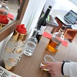 Hivas Hotel