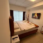 Kadikoey Bull Hotel