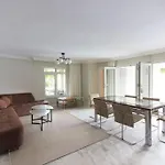 Spacious Exquisite 5Br Villa With Private Pool