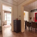 Historic 2Br Nisantasi Sisli Flat High Ceilings