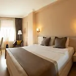 Classes Hotel Airport