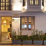 Ess Hotel