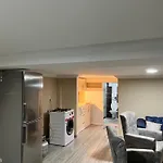 Muestakil Alt Kat Havuzlu Villa