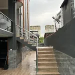 Dubleks Havuzlu Lueks Villa