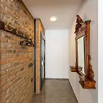 Villa Pera Suite Hotel