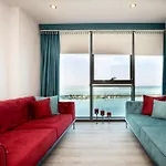 Marina Green Suite & Residence